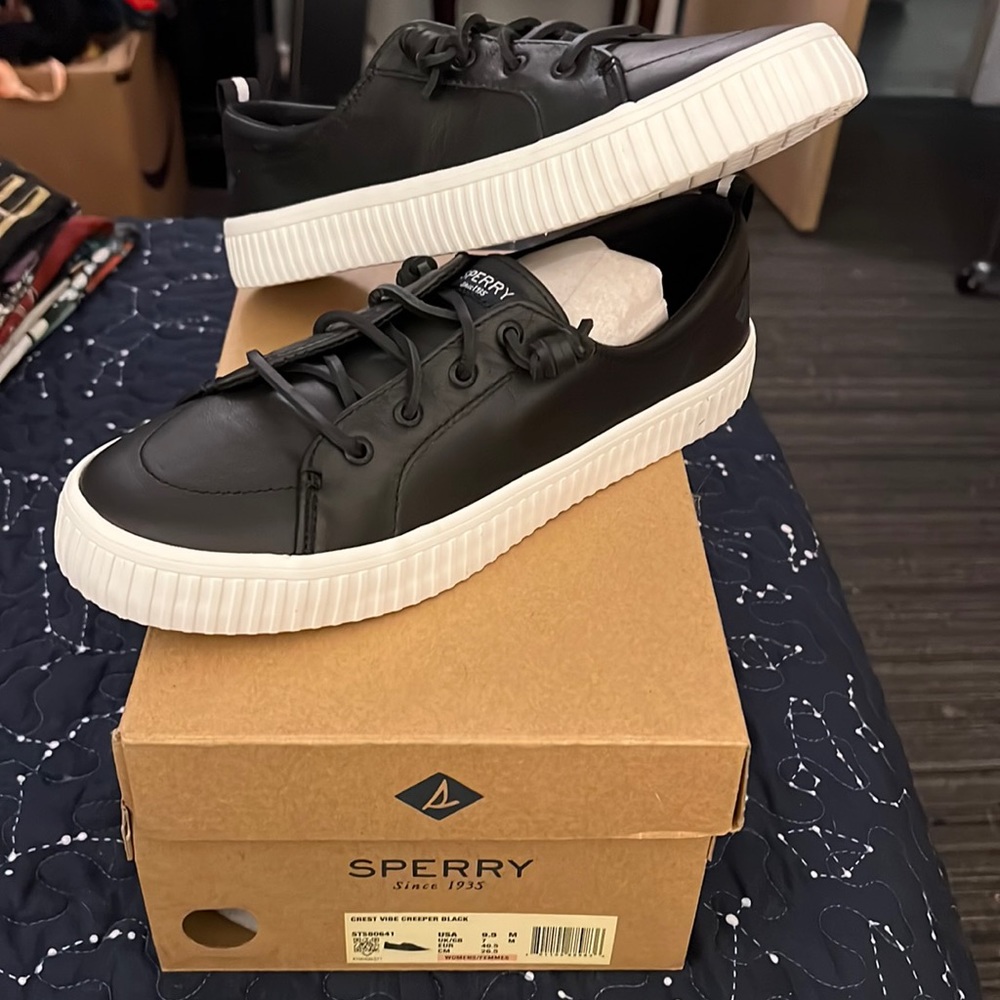 NWT/Box Sperry Leather Top-Sider Shoes